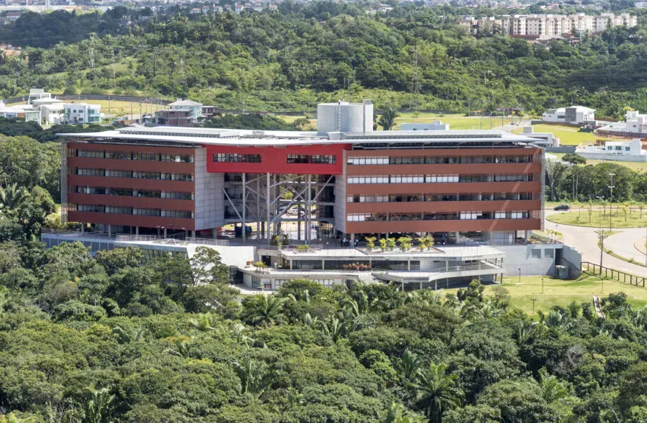 Tecnocentro, edifício-sede do Parque Tecnológico da Bahia. Foto: Nilton Souza/ Divulgação
