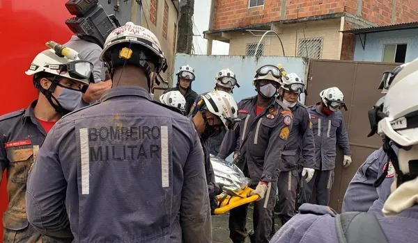 Bebê de quatro meses e avó morrem após deslizamento de terra em Águas Claras; três foram resgatados