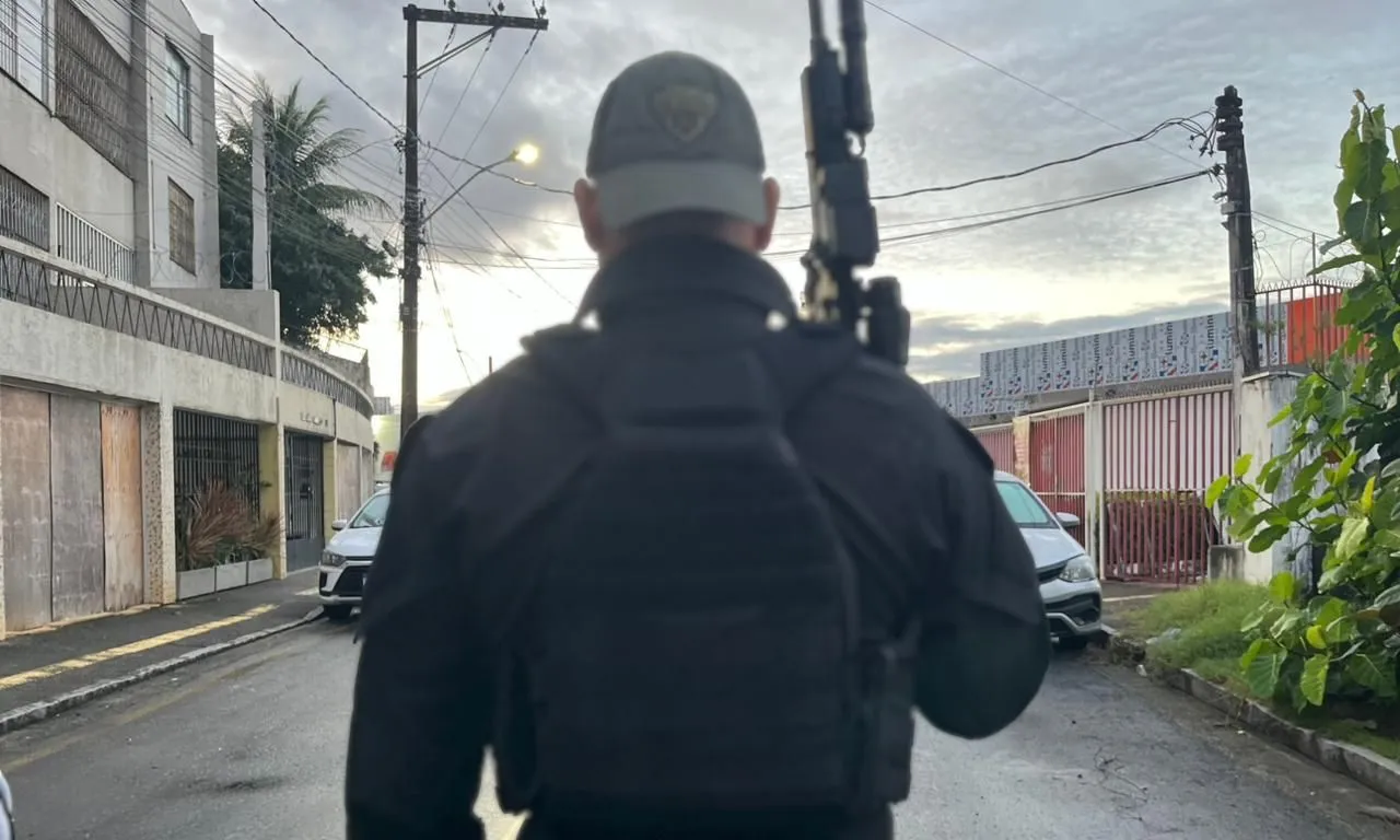 Operação mira grupo suspeito de furtar corredores na Barra, em Salvador