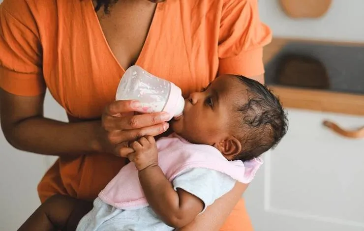 'Chás não são recomendados para menores de 6 meses', alerta pediatra após morte de bebê em Juazeiro