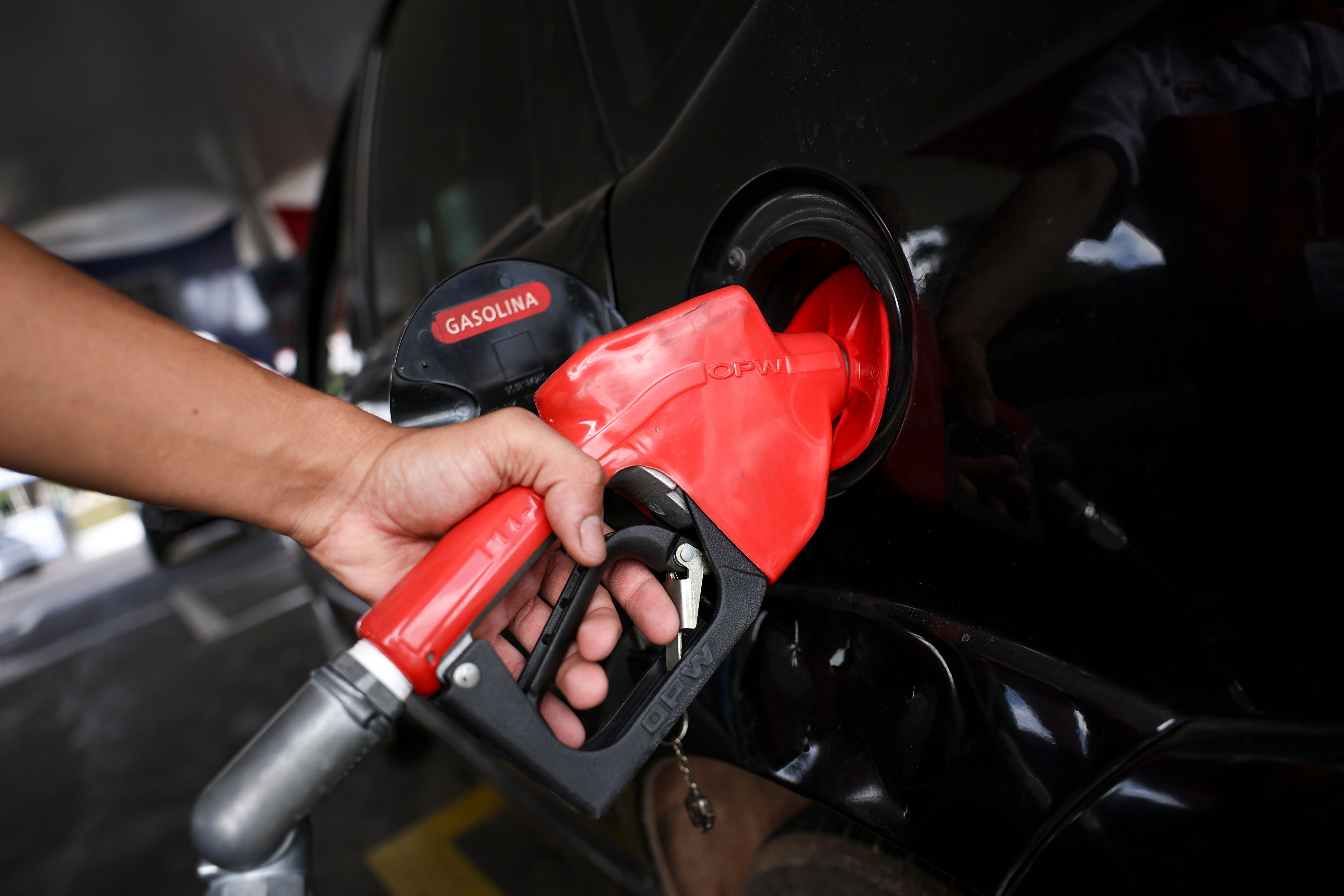 O conselho de administração da Petrobras se reunirá na quarta-feira (29) para decidir se mantém os preços no patamar atual. | Foto: Marcelo Camargo/Agência Brasil
