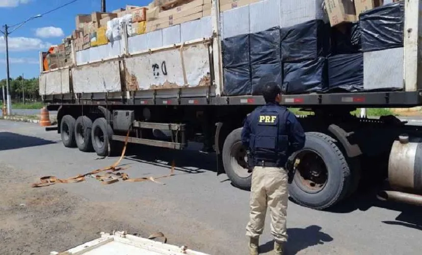 Polícia apreende 250 mil maços de cigarros contrabandeados avaliados em mais de R$ 1 milhão