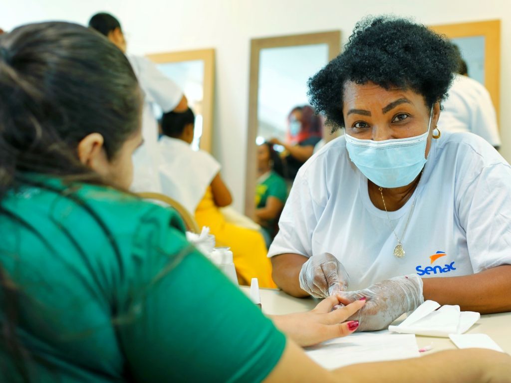 Senac ofere cursos em áreas como Saúde, TI, Gestão, Estética e Turismo. Foto: Senac