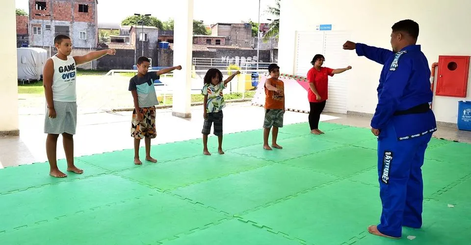 Centro de Artes e Esporte de Valéria oferece mais de mil vagas para atividades físicas, esportivas e culturais