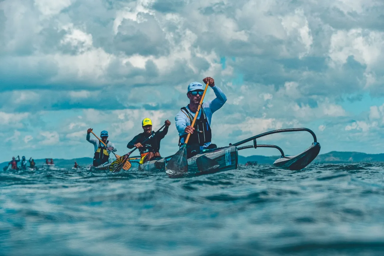 Itaparica sedia II ITA VA'A com 350 atletas em provas de canoagem