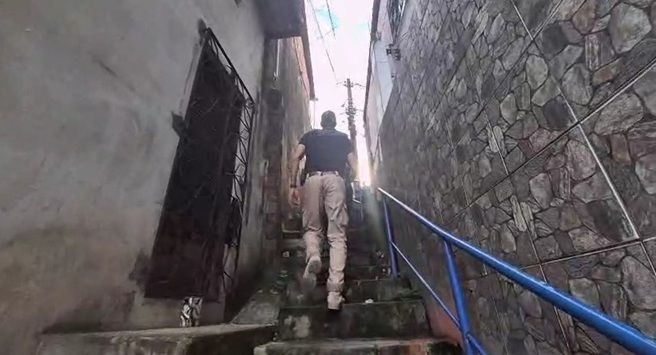 Tia De Traficante E Mais Seis Ligados a Facção São Presos Em Operação Na Bahia