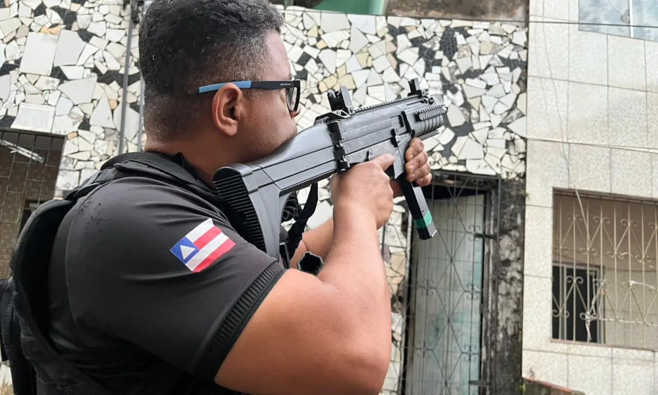 Bairros do Subúrbio de Salvador são alvos de operação contra tráfico de drogas