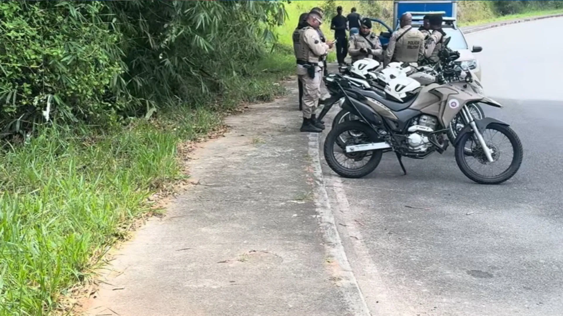 Corpo com marcas de tiros é encontrado próximo a matagal em Cajazeiras