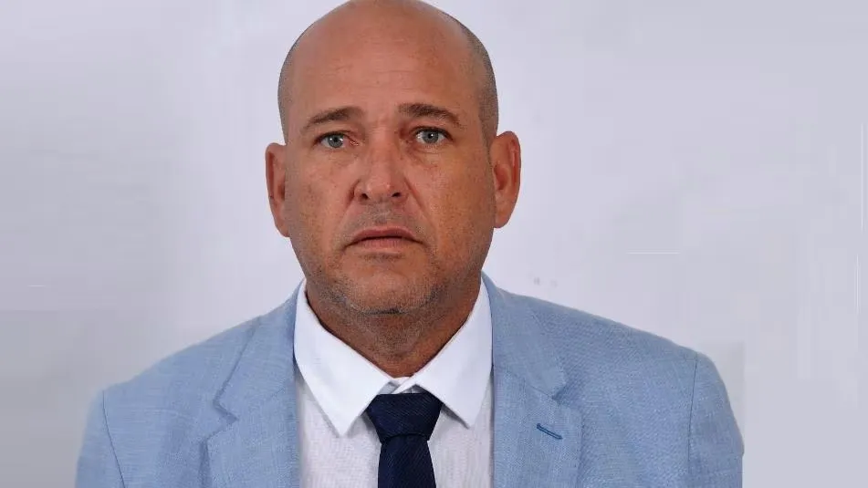 AL-BA vota para manter prisão de deputado Binho Galinha
