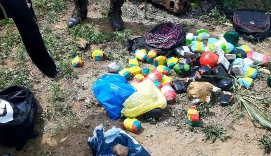 Dois homens são presos tentando arremessar drogas e celulares para dentro de presídio em Salvador