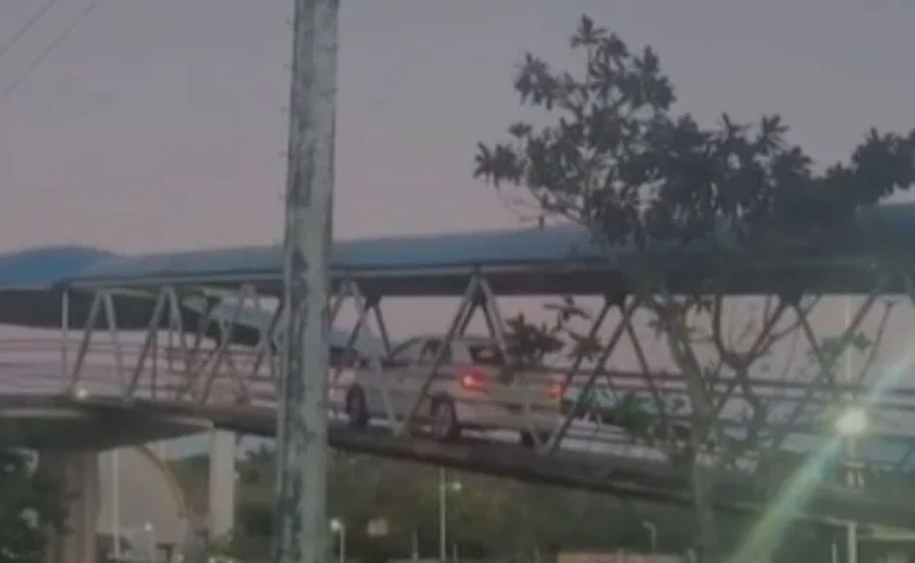 PM revela que adolescente estava ao volante de carro que invadiu passarela