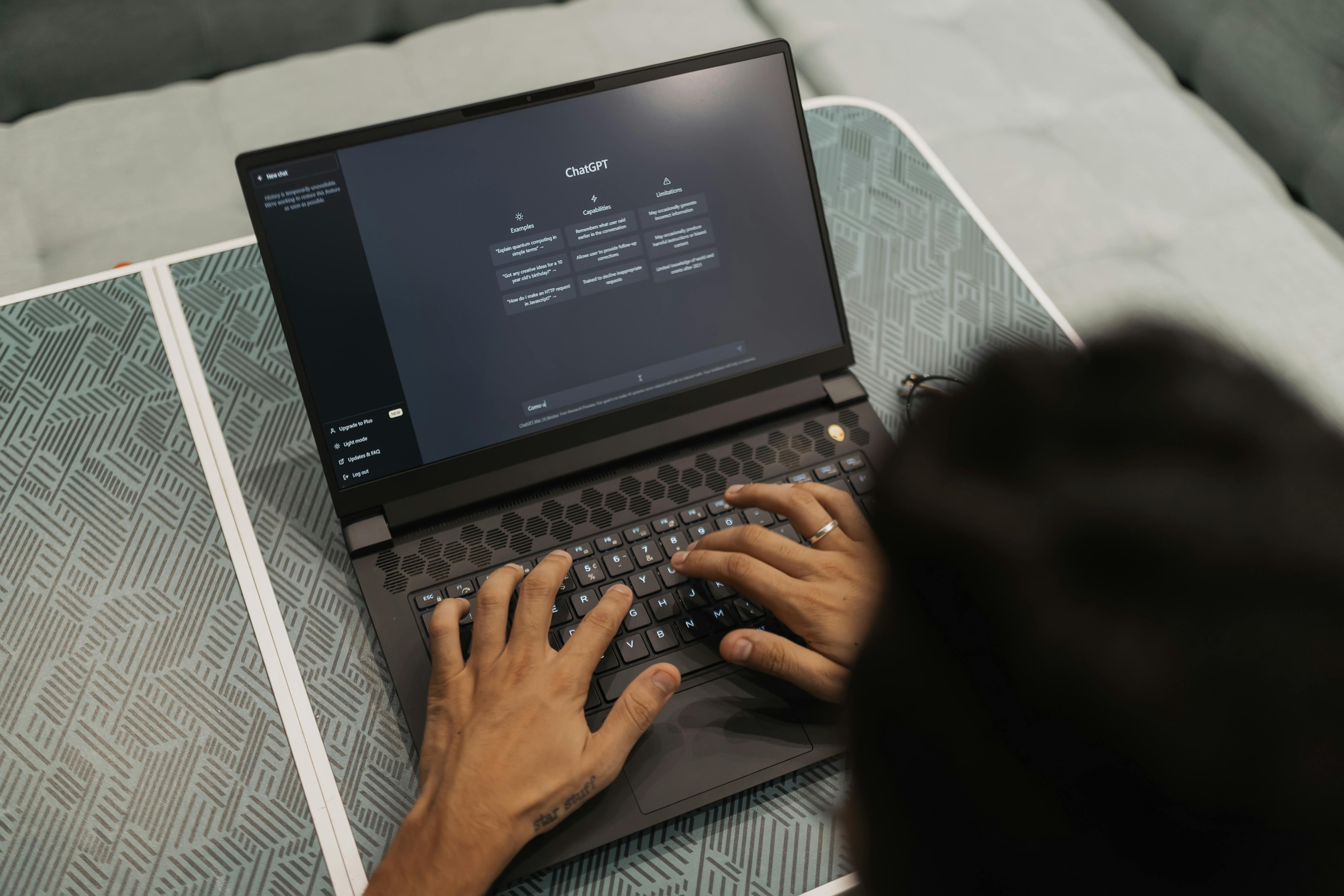 O ChatGPT é um robô virtual capaz de conversar com usuários sobre vários temas. | Foto: Pexels