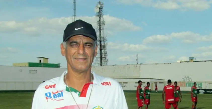 TROCA DE COMANDO: Barbosinha é anunciado como novo técnico de clube baiano