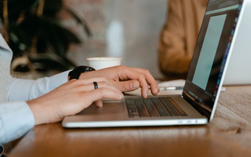 O Regime Especial de Direito Administrativo (REDA) é um regime jurídico sob o qual a Administração Pública contratar pessoal temporário por tempo determinado/Foto: Reprodução 