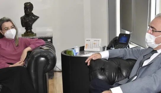Governo Federal nomeia médica Rosana Melo para a Secretaria de Enfrentamento à Covid