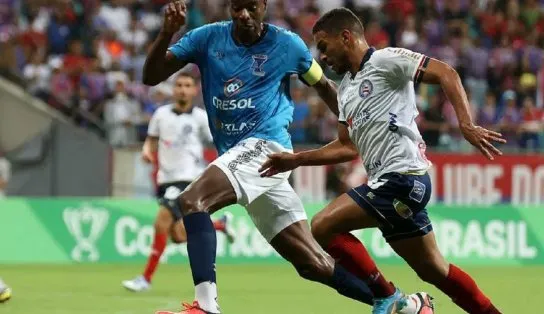 Copa do Brasil: Bahia fica no 0 a 0 contra o Azuriz e frustra torcida em noite de tempo fechado na Fonte Nova 