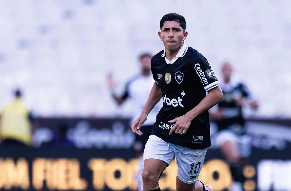 Jogador do Botafogo fica preso na Venezuela após ataque dos EUA