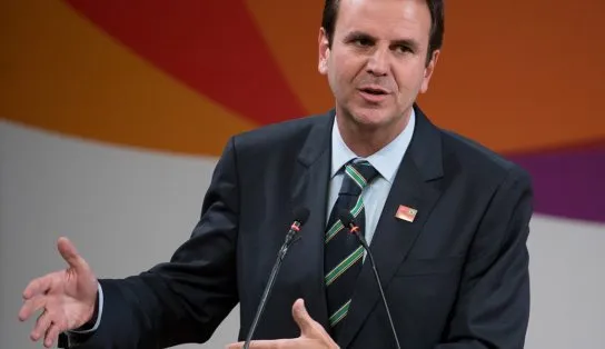 Carnaval de rua do Rio está cancelado, anuncia prefeito Eduardo Paes