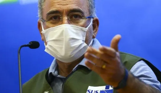 Ministro Queiroga convoca brasileiros a tomar segunda dose da vacina; quatro milhões não voltaram no prazo estabelecido