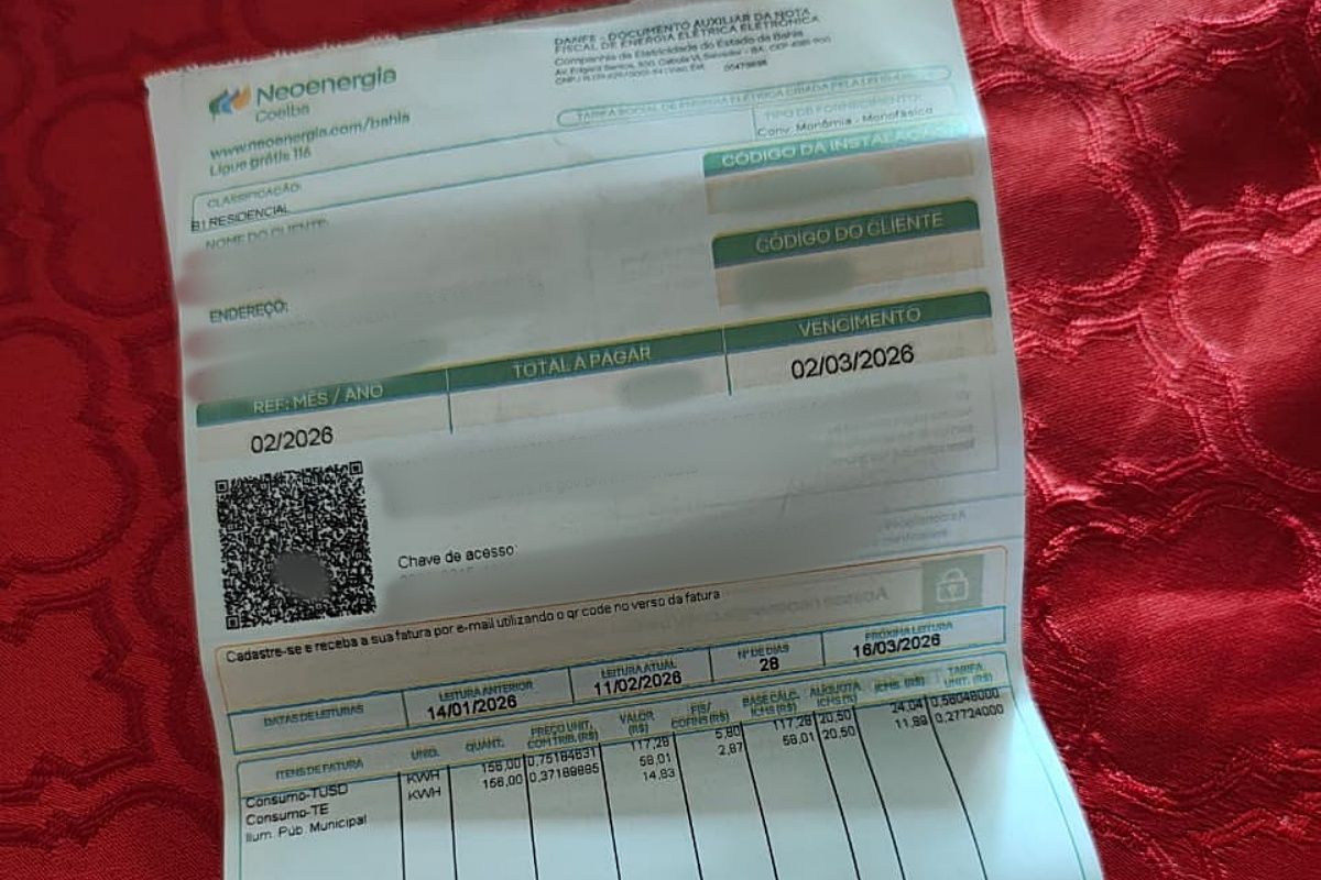 Conta de luz segue sem cobrança extra em março devido à bandeira verde. Foto: Aratu On