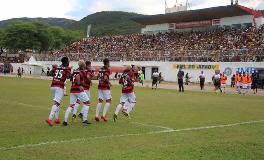 TRIUNFOS: Bahia segue no G-4 e Vitória assume liderança do Campeonato Baiano