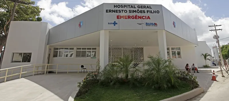 ATAQUE A TIROS: Jovem de 18 anos é baleado após sair de igreja evangélica, no bairro do IAPI
