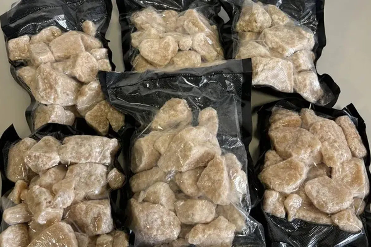 Subst&acirc;ncia utilizada na produ&ccedil;&atilde;o de ecstasy poderia movimentar cerca de R$ 2 milh&otilde;es. Foto: Divulga&ccedil;&atilde;o | SSP-BA