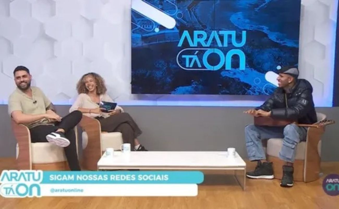 ‘Pessoa feinha’: J.Eskine revela o que é ser ‘uma candjanga’ no Aratu Tá On.Foto: Aratu On
