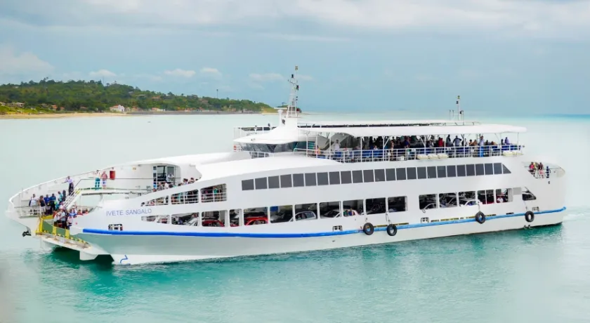 TRAVESSIAS: Movimento tranquilo para quem utiliza os sistemas ‘Ferry-Boat’ e ‘Mar Grande-Salvador’ neste sábado