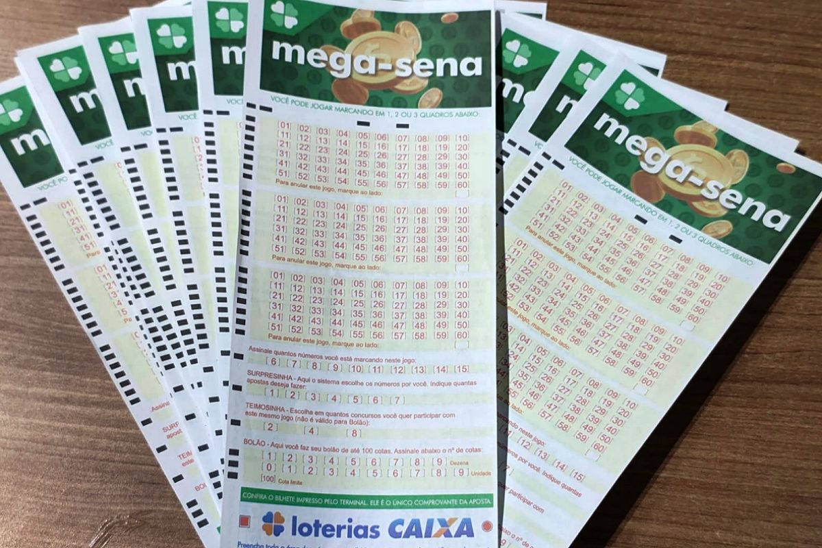 Mega-Sena acumula e pode pagar R$ 40 milhões neste sábado. Foto: Lucas Pereira | Aratu On