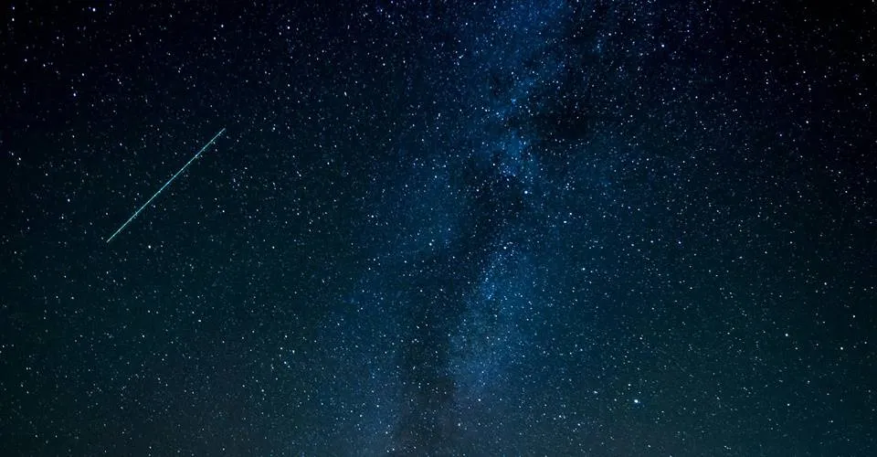 Chuvas de meteoros serão visíveis no Brasil a partir desta terça-feira (30); saiba mais