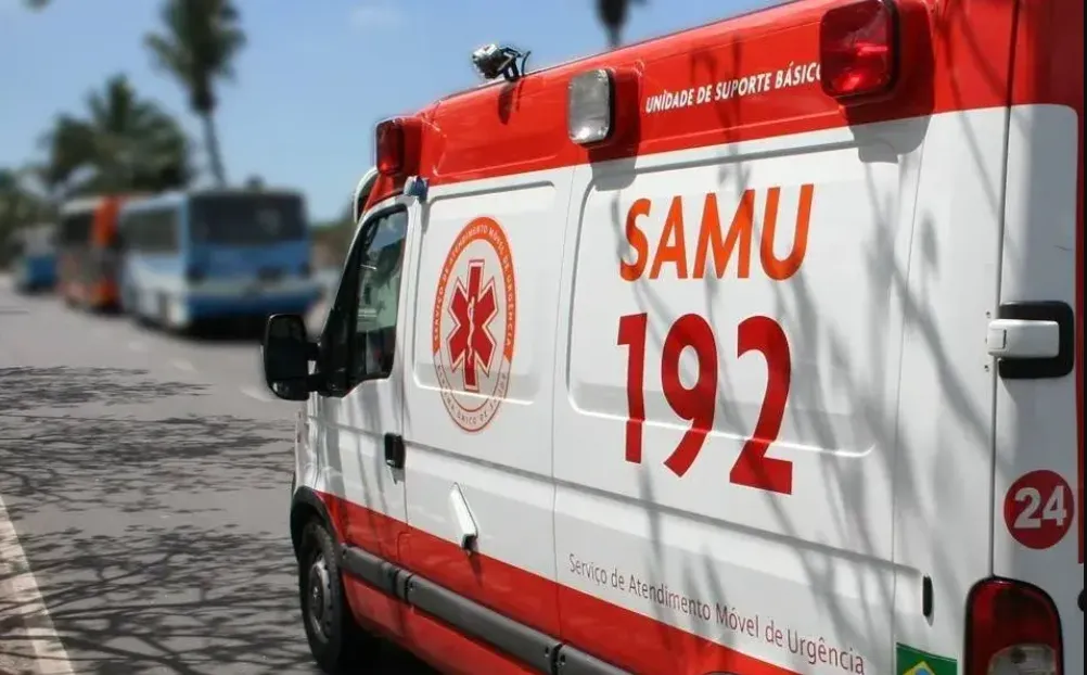 Homem recebeu atendimento médico do Samu. Foto: divulgação