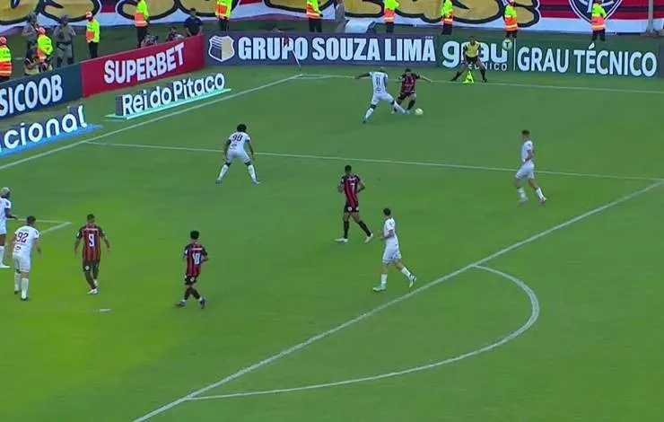 Vitória goleia Barcelona de Ilhéus por 4 x 1 e encara o Bahia na final do Baianão