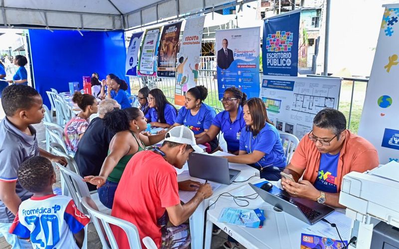 Mutir&atilde;o gratuito em Salvador re&uacute;ne servi&ccedil;os de sa&uacute;de, cidadania, assist&ecirc;ncia social e apoio ao trabalhador em um &uacute;nico espa&ccedil;o/Foto: Jefferson Peixoto / Secom PMS&nbsp;