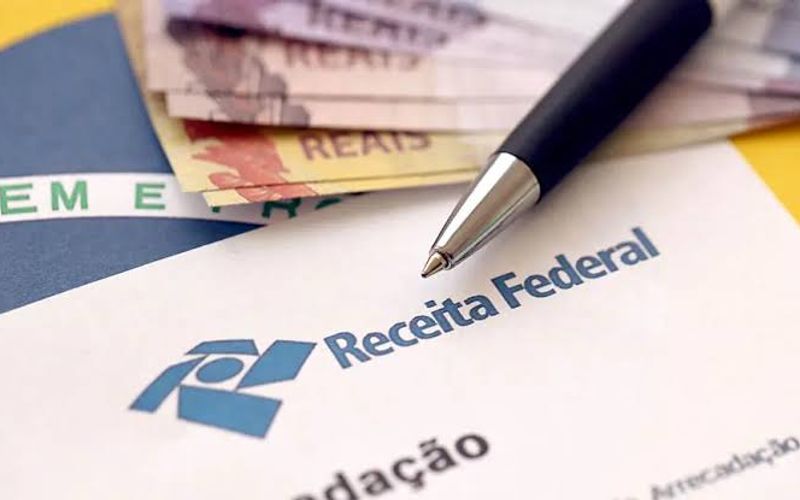 O projeto que prev&ecirc; a isen&ccedil;&atilde;o do Imposto de Renda ainda est&aacute; em tramita&ccedil;&atilde;o e, por enquanto, n&atilde;o altera as regras para a declara&ccedil;&atilde;o dos contribuintes/Foto: Reprodu&ccedil;&atilde;o&nbsp;