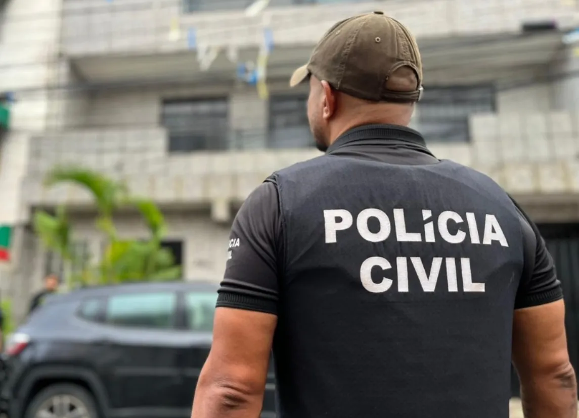 Flagrante: gerente de hotel é preso acusado de desviar R$ 200 mil