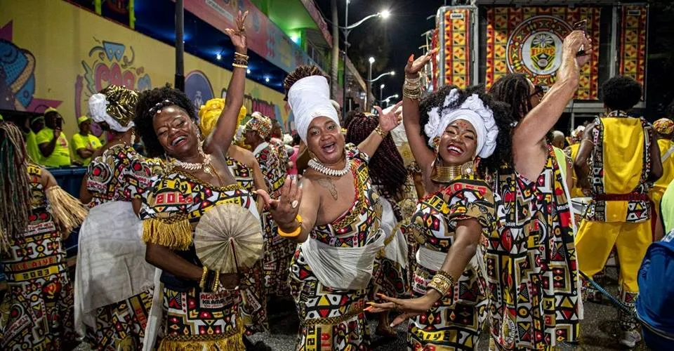 Ilê Aiyê 50 anos: bloco pavimentou representatividade afro no passado e busca presença ativa no futuro