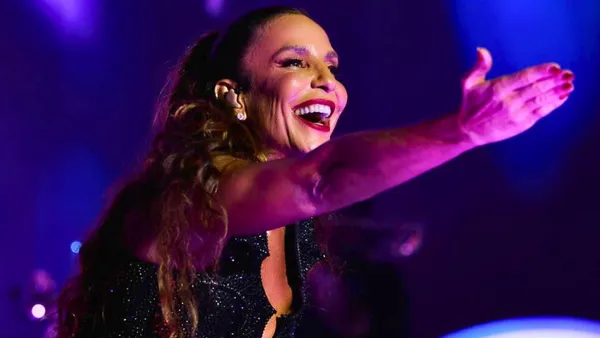 Ivete Sangalo estreia no pré-Carnaval de São Paulo | Foto: Rafa Mattei