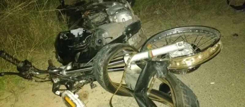BATEU DE FRENTE: Jovem morre após colisão entre motocicletas na BA-120