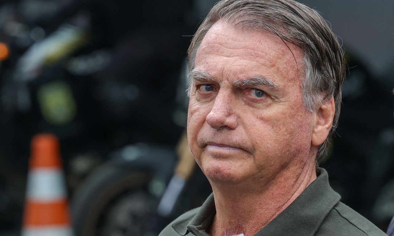 Bolsonaro deixa hospital ap&oacute;s passar por cirurgia no ombro.Foto: Reprodu&ccedil;&atilde;o