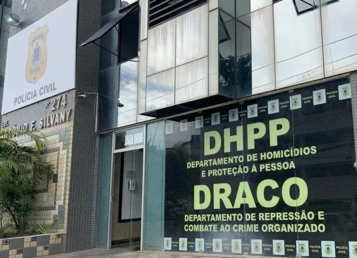 Corpo de mulher é encontrado em apartamento na Graça com saco plástico na cabeça e mãos amarradas