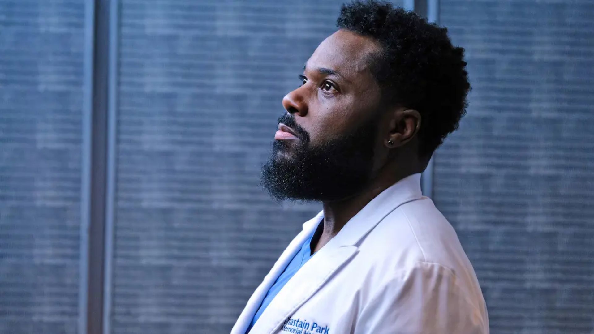 Malcolm Jamal Warner como AJ Austin em The Resident 