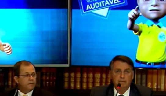 "Bomba" prometida por Bolsonaro não passa de traque e partidos reagem; "piada desmoralizante" 