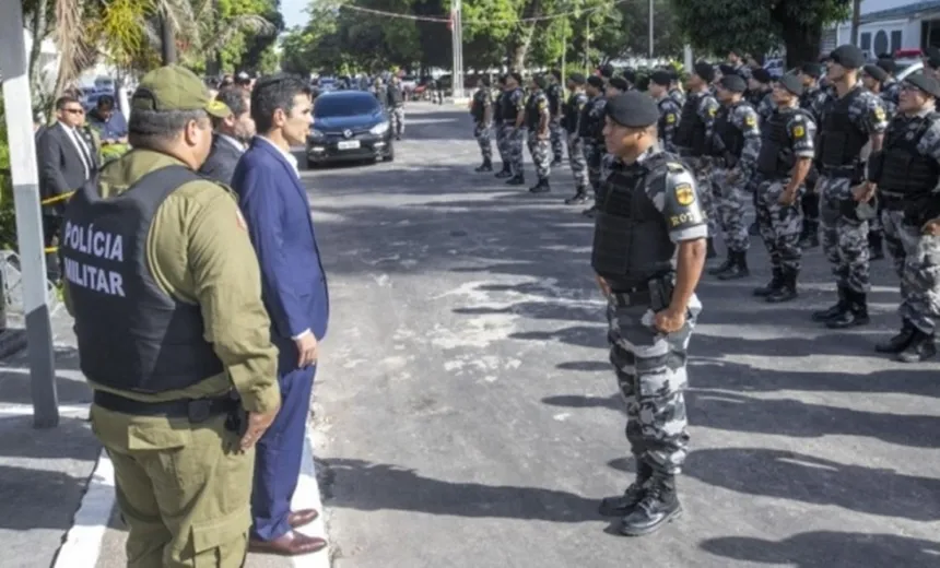 "Arranca a cabeça e deixa pendurada", gritam PMs em evento da Tropa de elite da Polícia Militar