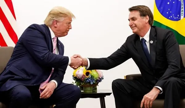Trump critica movimento antifascista nos EUA em rede social; Bolsonaro reposta publicação