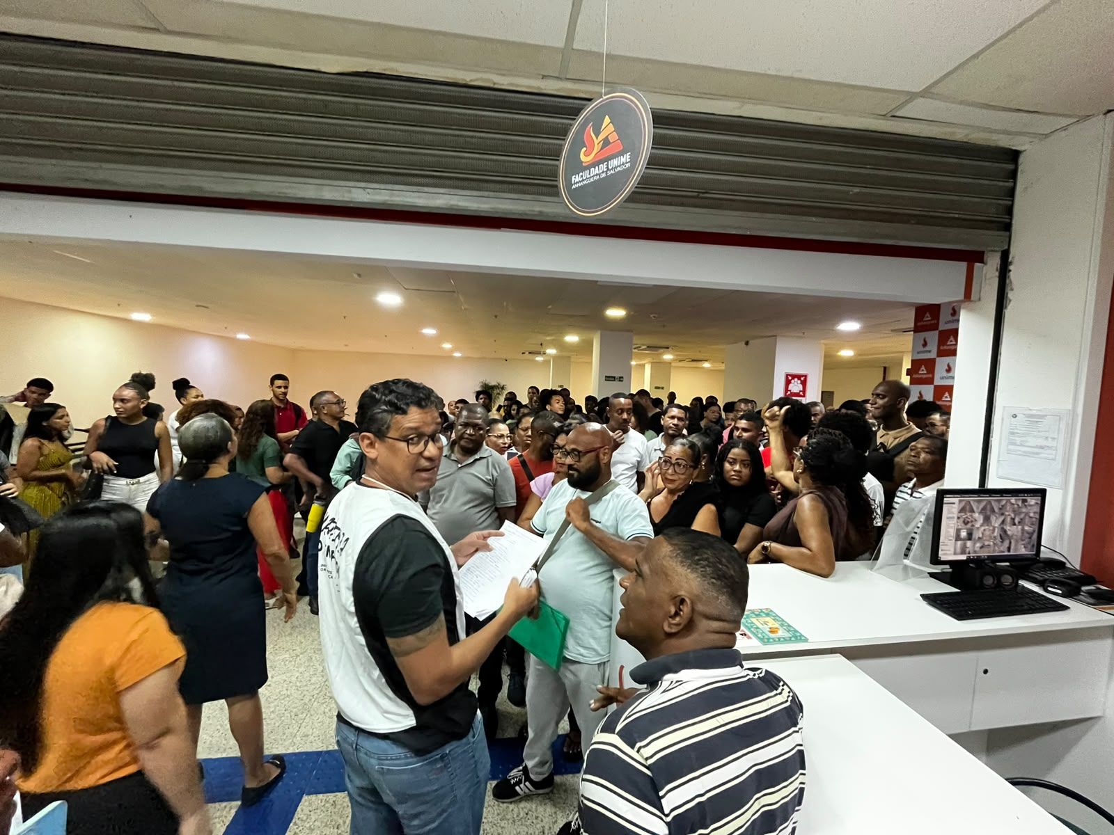 Mutir&atilde;o Do Emprego