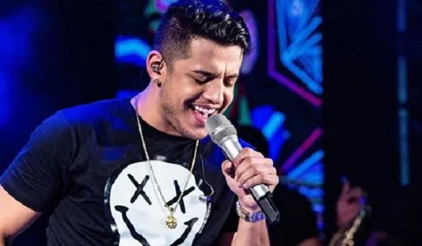 Kevi Jonny se prepara para a gravação de seu primeiro DVD