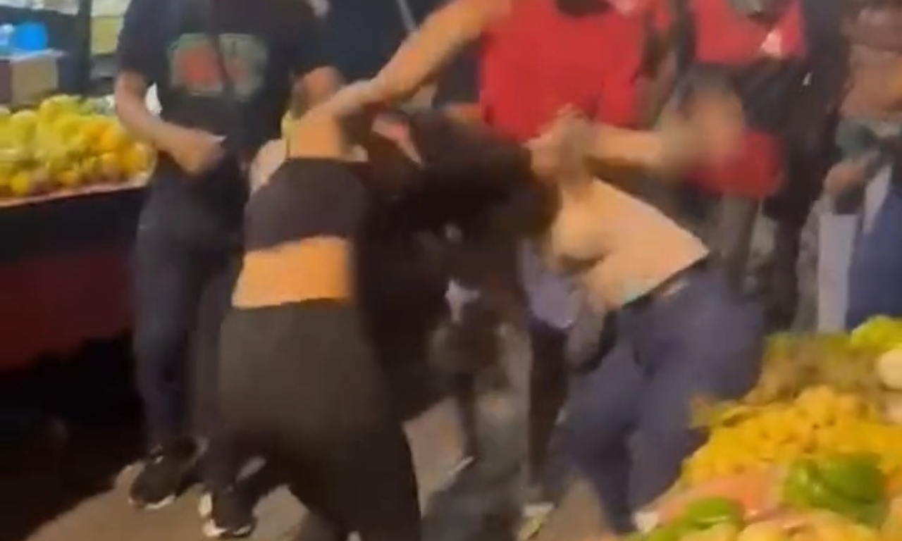 Mulheres trocam agressões em feira na Av. Joana Angélica.Foto: Reprodução