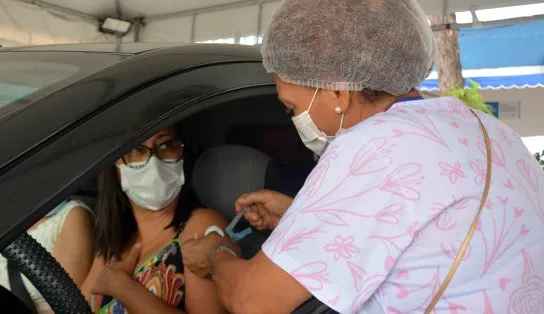 Super Vacinação: Salvador imuniza diversos público e prefeito faz apelo para que todos tomem segunda dose