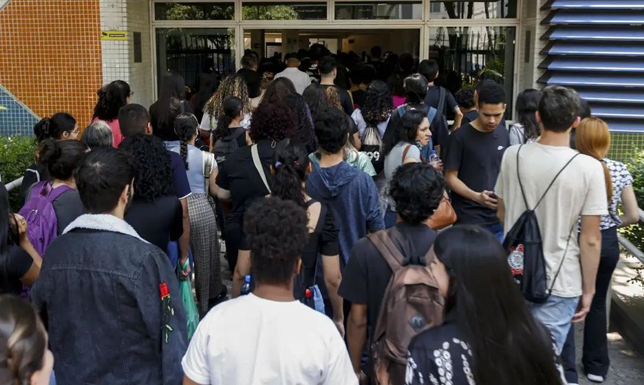 Concurso Com Salário De R$ 28,5 Mil É Suspenso Por Falta De Vagas Para Negros
